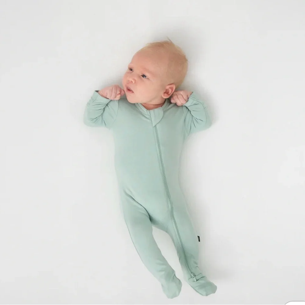 Kyte Baby footed bamboo zippy pajama|sage|size newborn - Picture 4 of 4